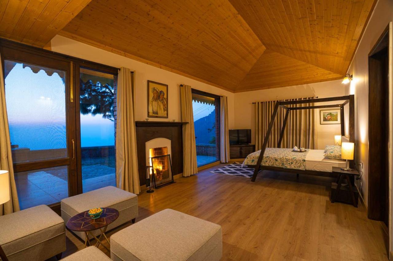 Stayvista At The Winter Line With Complimentary Breakfast Kasauli Exterior photo
