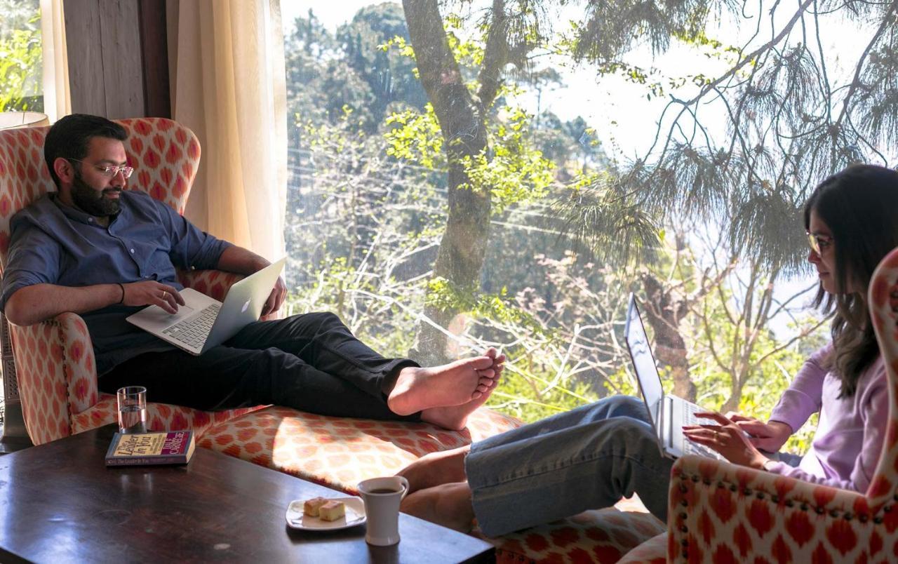 Stayvista At The Winter Line With Complimentary Breakfast Kasauli Exterior photo